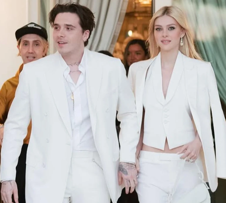 Ти - моя скеля: первісток Бекхемів привітав дружину з 3-річчям шлюбу особливими фото