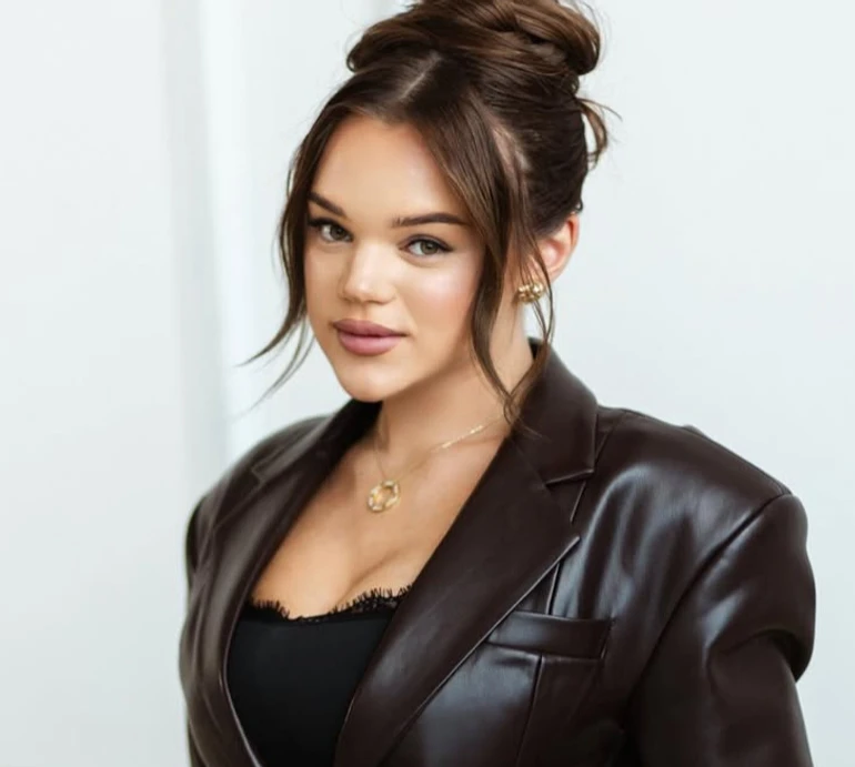 Пекельні години: Верба пожалілася на додаткові операції через ускладнення після пластики грудей. Фото