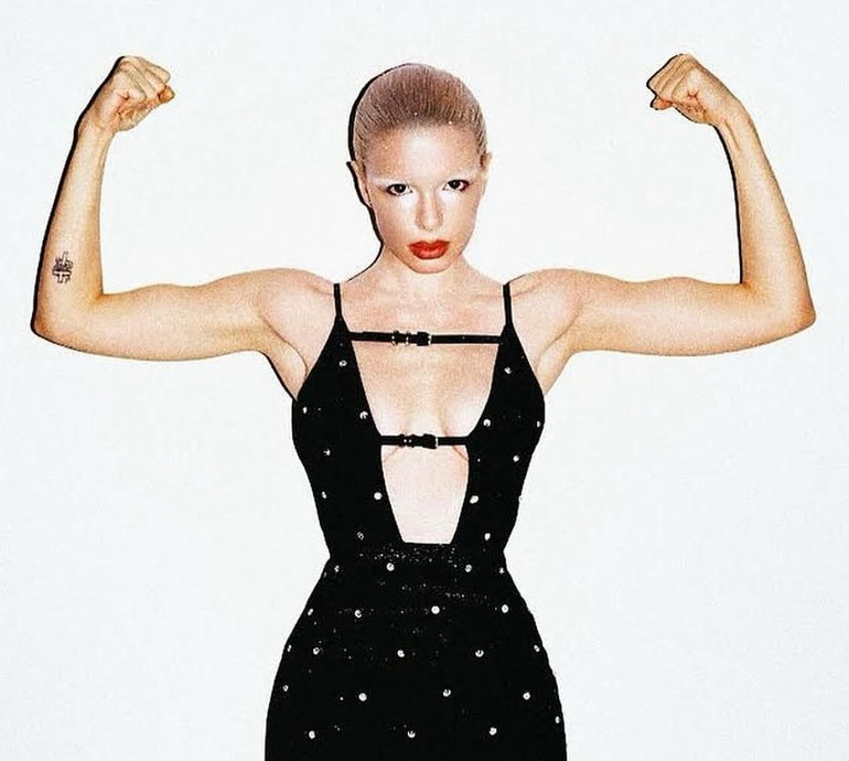 Мені шкода, хлопці: Джулія Фокс зробила сміливу заяву про своє особисте життя