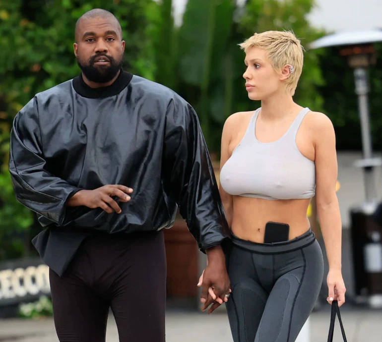 Сам у масці, а дружина оголена: Каньє Вест здивував обкладинкою нового альбому