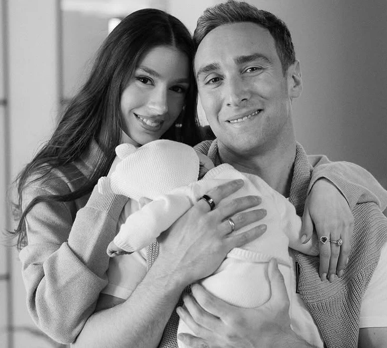 Нічна романтика і хмарочоси: Макацарія з дружиною показали, де відсвяткували свої дні народження. Фото