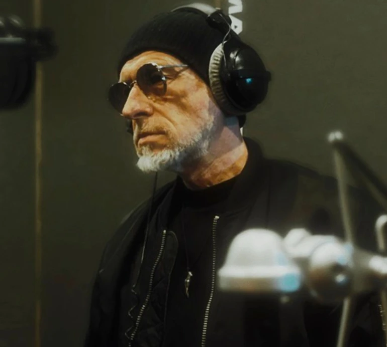 Мертвий Півень та Іздрик оживили свої страхи у містичному кліпі. Відео