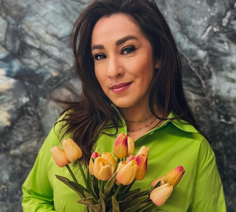 Наталка Карпа в спортлуці з корсетом показала, як готує фігуру до літнього сезону