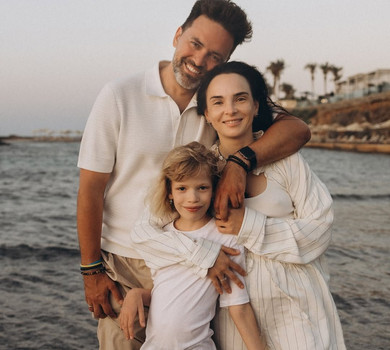 Це було божевільне рішення: Мірошниченко про друге всиновлення, труднощі і таланти, які вони з чоловіком бачать в Ангеліні