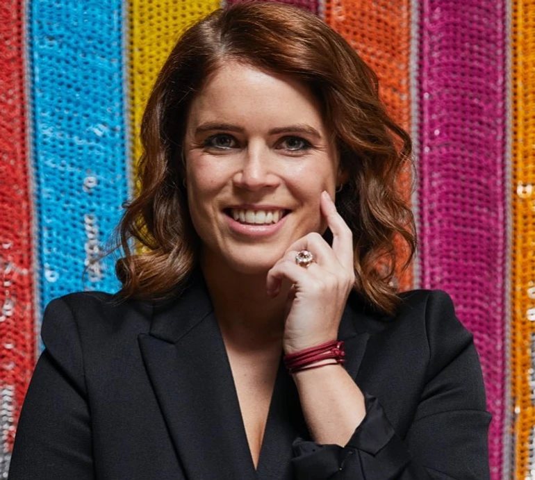 Мама рано помітила: принцеса Євгенія розказала про захворювання, через яке має шрам на спині