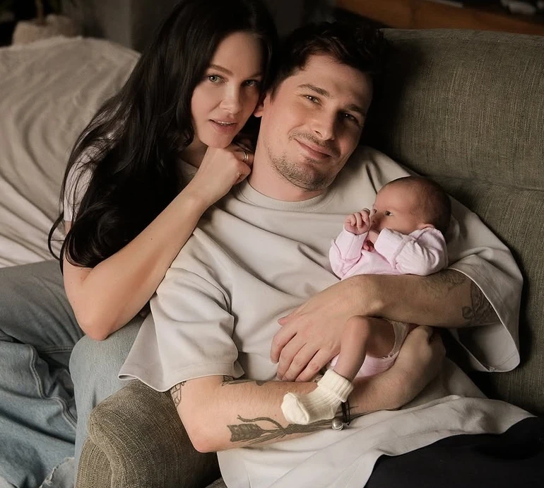 Мої руки, моя підтримка, моя годувальниця: дружина POSITIFF розказала, як він допомагає їй із 2-місячною донею