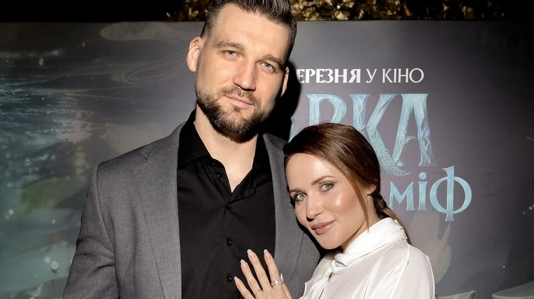 Тигриця чи котик: Денисенко насмішила імітацією своєї біцухи на відео з бойфрендом