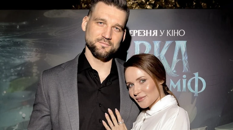 Тигриця чи котик: Денисенко насмішила імітацією своєї біцухи на відео з бойфрендом