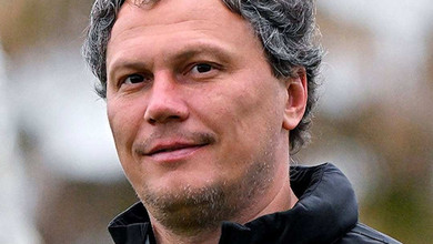 Пятов на сімейному відпочинку в Буковелі попозував із чотирма нащадками для затишного фото