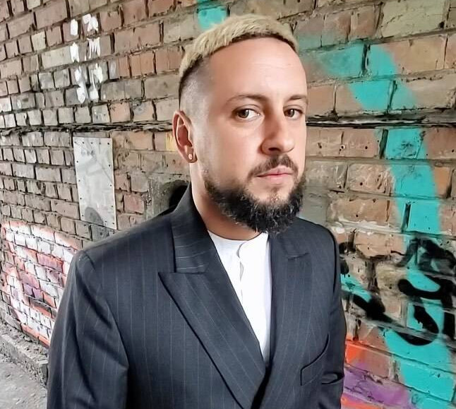 Можливість примножити збір: Монатік пояснив, як опинився на лакшері-весіллі українців в Італії, яке вів Галкін