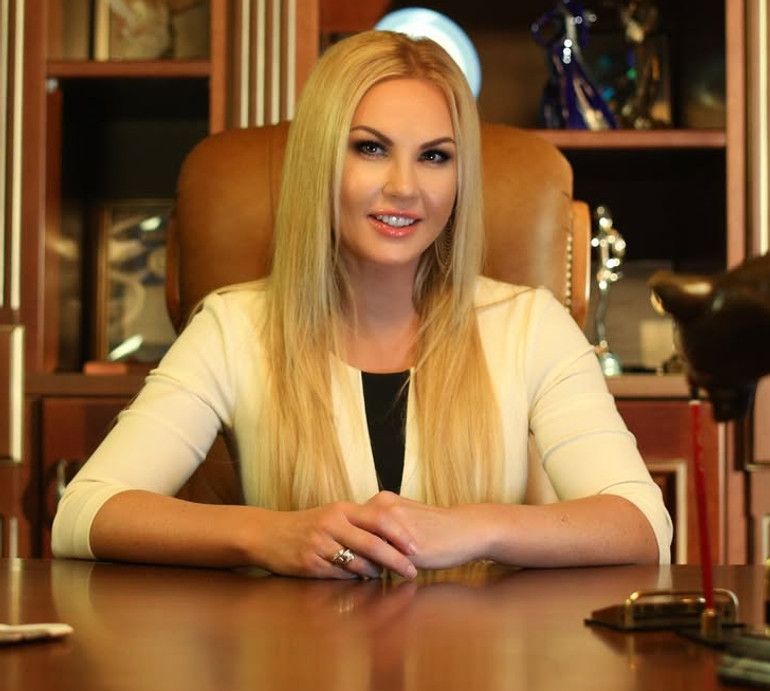 Камалія зізналася, що закохана, та розповіла, що їй дарує заможний залицяльник