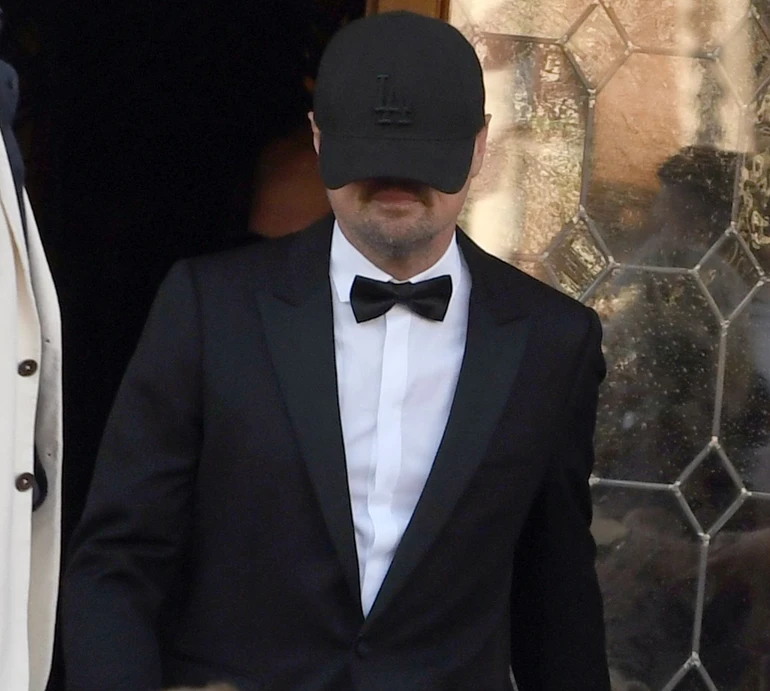 Порушниця Дженнер, ДіКапріо в кепці на обличчі та рожева дочка Трампа: зіркові гості весілля Безоса за $50 мільйонів