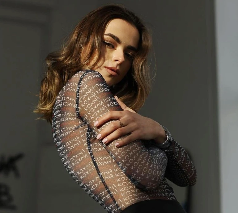 Уже була заміжня: ЗМІ дізналися, від кого Морозюк пішла до Гринкевича