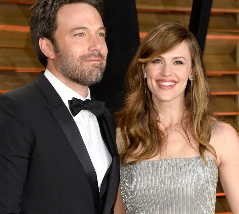 Хлопчача стрижка та рожевий колір: 15-річна дочка Аффлека та Гарнер здивувала новим іміджем