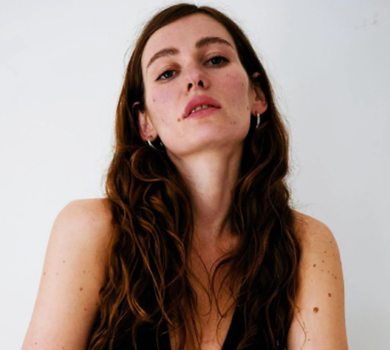 Луна розсекретила стать майбутньої дитини. ВІДЕО