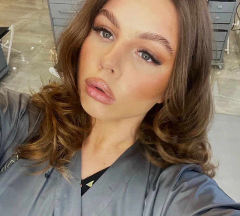 Дакфейс, ігристе і зустріч з рок-зірками: 17-річна донька Фреймут закарбувала спогади зі Львова і Києва