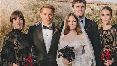 З татом під руку та в обіймах мами: донька Бандераса та Гріффіт у мереживній сукні показала своє іспанське весілля. Фото