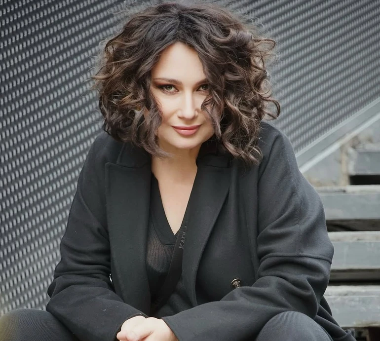 Якщо треба, і до хірурга піду: Мозгова відповіла критикам, що назвали її надутою лялькою