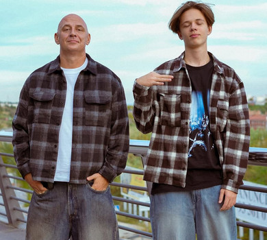 Пишаюсь ним, обожнюю його: Потап попозував в однакових луках з 17-річним сином