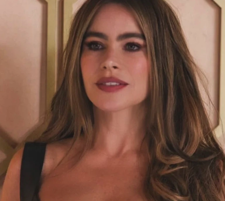 Офіційно вільна: стало відомо, на яких умовах відбулося розлучення Вергари