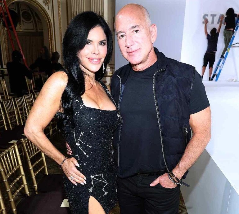 Мер Венеції оприлюднив нові подробиці щодо майбутнього весілля Безоса і Санчес