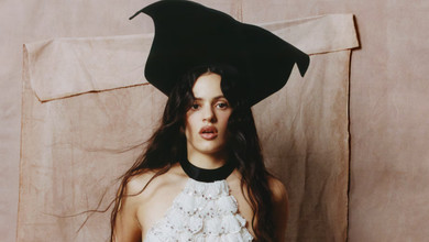 Провал на талант-шоу, роман із трансгендеркою та кліп у Києві: цікаве про Rosalía, яка заспівала українською