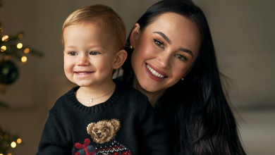 Парфільєва замилувала фото з 1-річним синочком біля ялинки