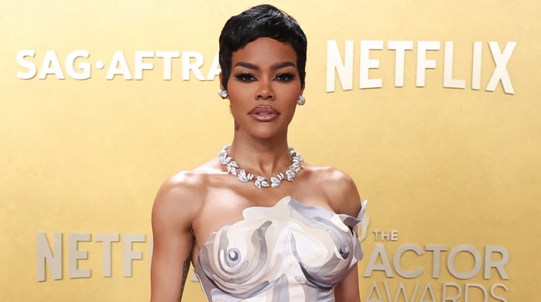 Мамина зірочка: як 5-річна донька Теяни Тейлор її шлейф розправляла і на премії позувала. Фото