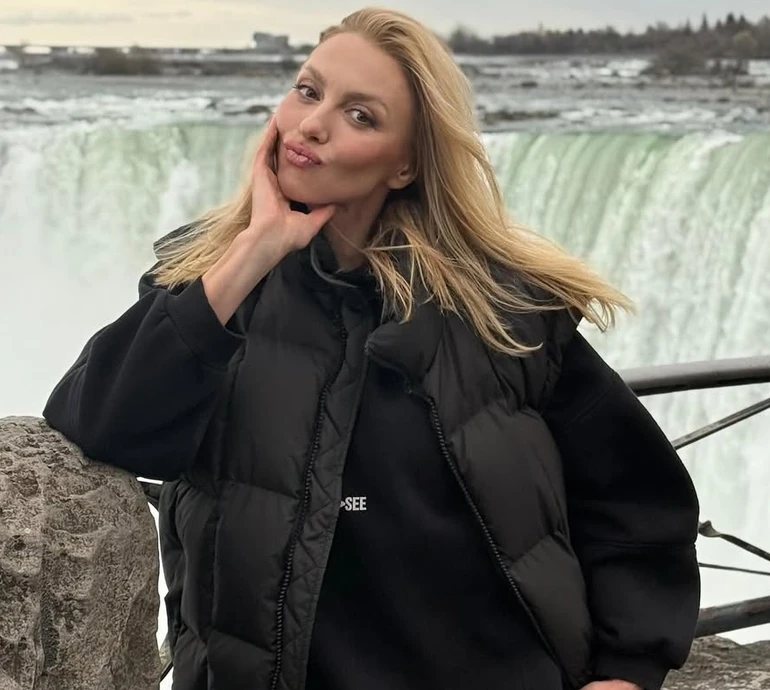 Найбільший релакс у моєму житті: Полякова зводила зятя-американця у лазню та похвалилася подарунками від нього