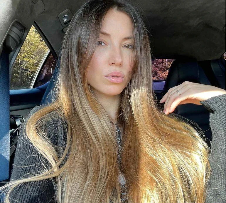 Моє перевтілення: невістка Ющенка показалася з новим кольором волосся. ФОТО