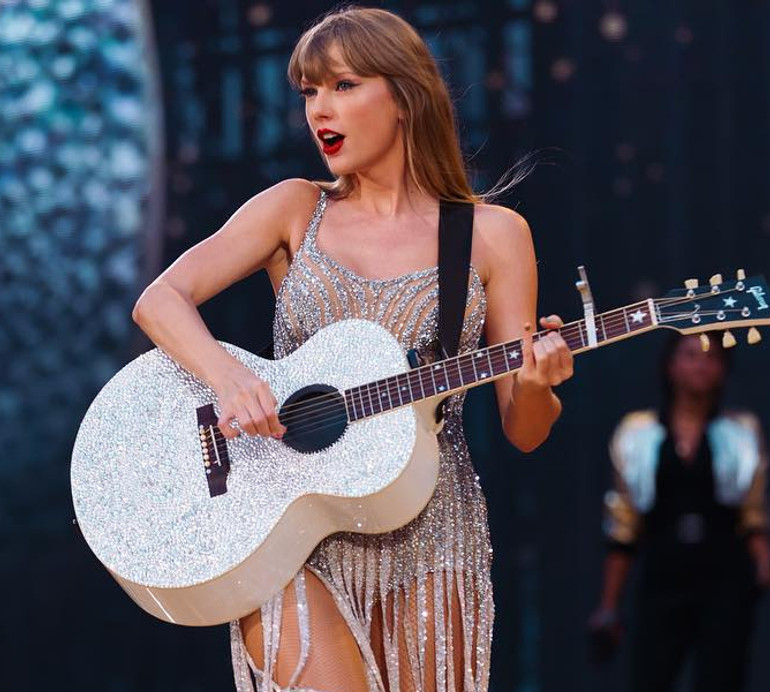 Збирання личинок, війна з Каньє Вестом та короткі романи: несподівані факти з життя Тейлор Свіфт