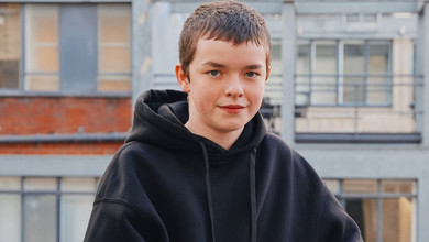 15-річна зірка Юнацтва Оуен Купер розповів про божевільне повернення до школи після ролі підозрюваного у вбивстві