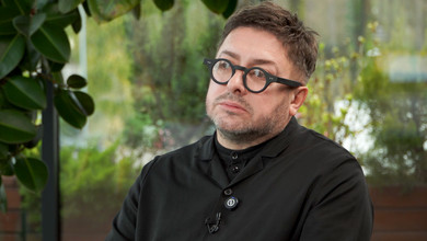 Думайте, що хочете: Суханов прокоментував свій цілунок з чоловіком і зізнався, що зробив з російським паспортом