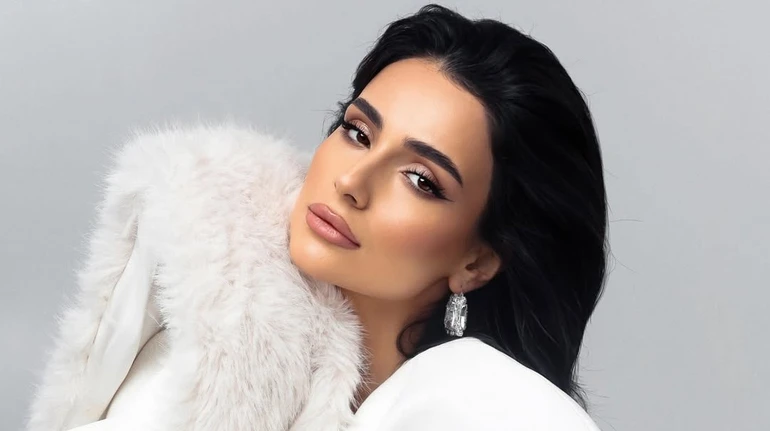 Тебе викрали?: Трінчер здивувала фанів, показавши, з чим любить пити пиво