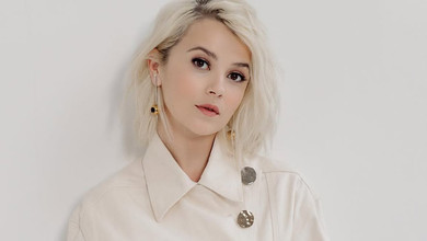 Скандал із продюсером, чоловік-американець і онкологія: цікаве з біографії Міки Ньютон