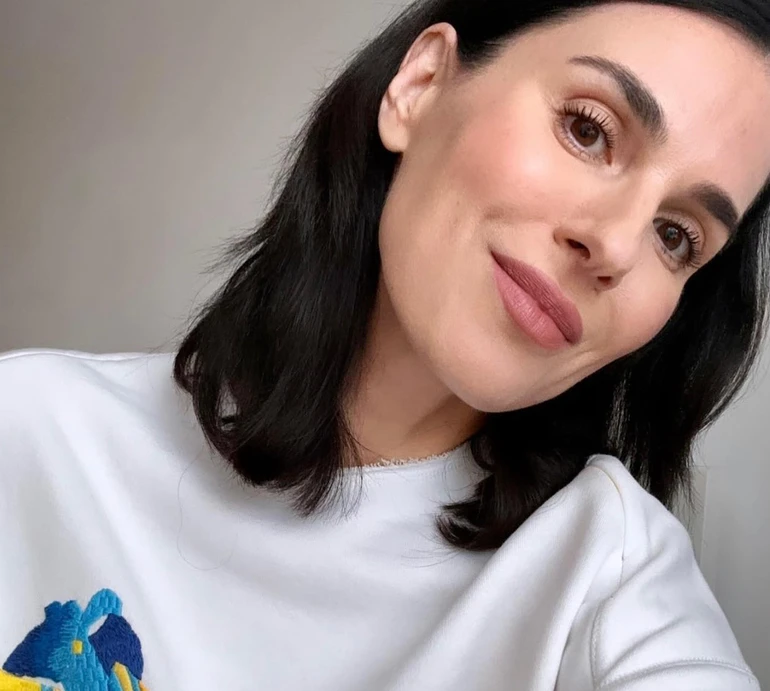 Дірява шкарпетка та обійми з сином: Єфросиніна показала неідеальне життя поза соцмережами