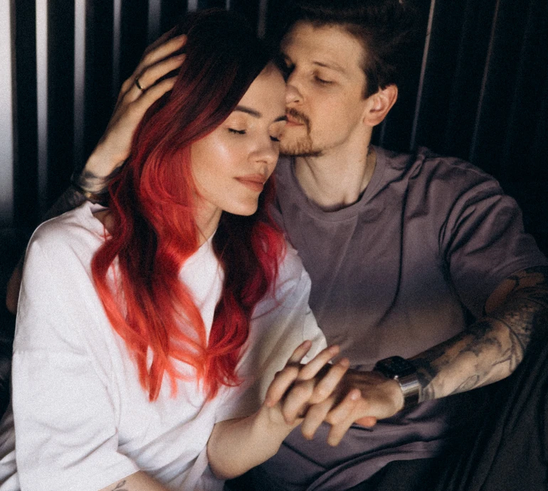 На межі розриву: MamaRika заявила про кризу стосунків із чоловіком та презентувала про це кліп