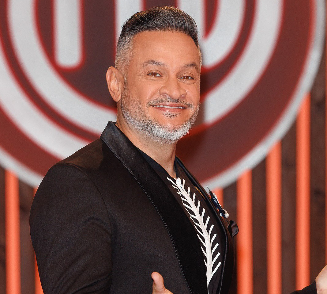 Тарілка не потрібна: Ектор Хіменес-Браво дав рецепт оригінального салату з фаршем