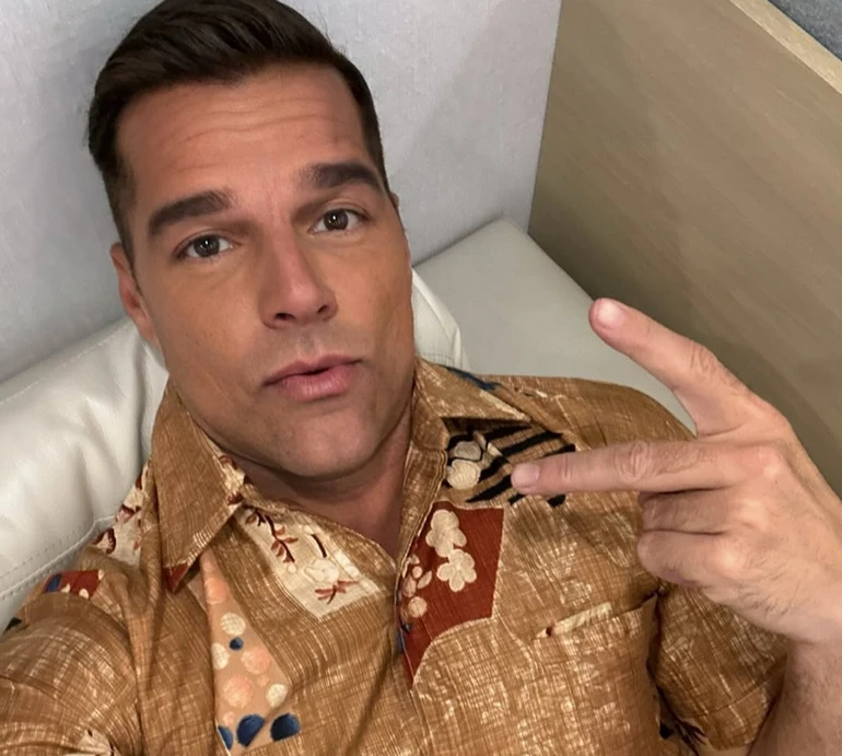 Просити не міг про кращого батька: 16-річний син Рікі Мартіна розчулив архівним фото з ним