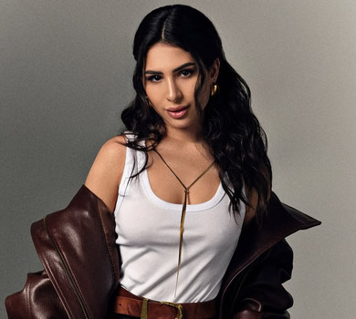 Стосунки з ексом Раміни, власний астролог і вірусні Вечорниці: цікаві факти про співачку SKYLERR