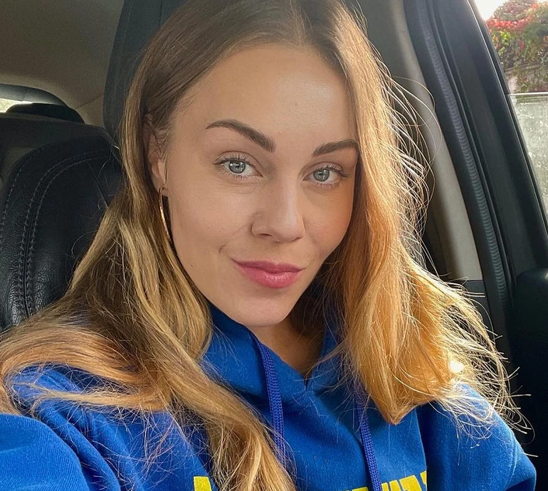 Більше не Alyosha: співачка анонсувала концерт під новим ім'ям