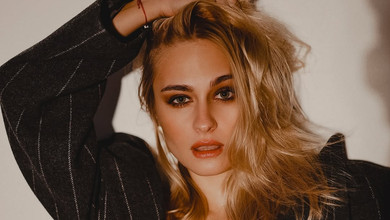 +5 кг, акне та вигорання: Цимбалару у спідньому показала наслідки гормонального збою. Фото