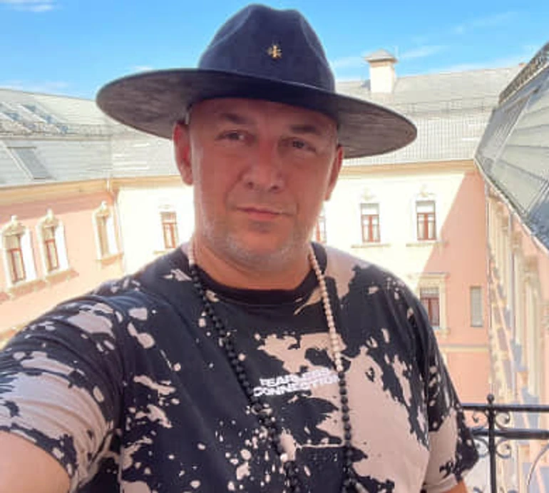 Потап пояснив, чому не постить фото з Каменських, в яких стосунках з Горовою та сином і чи збирається завершувати музичну кар'єру