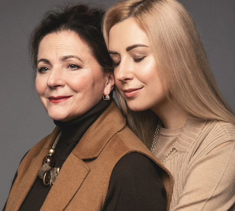 Це мав бути гарний сюрприз: Тоня Матвієнко випустила пісню, яку готувала мамі на 76-річчя. ВІДЕО