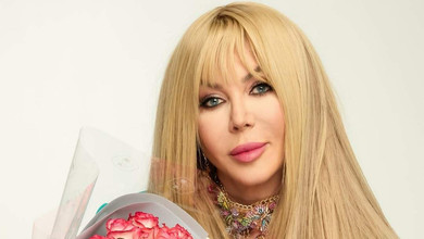 Білик заселфилася для Instagram і поміркувала про те, як навчитися любити