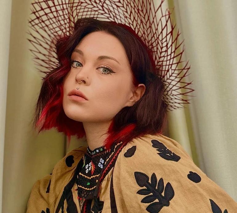 Хочеться ридати: екссолістка YUKO Юріна пожалілася, що 12 років не може отримати українське громадянство