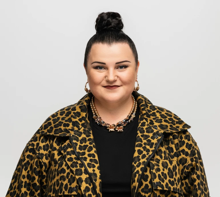 А хто хейтить  - саундтрек від alyona alyona до нової української комедії