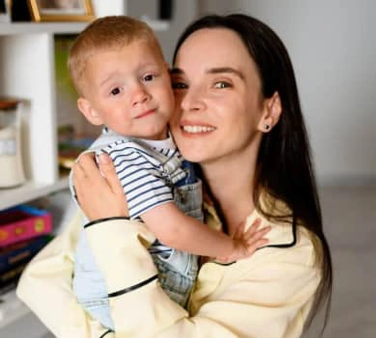 Можливо, він не заговорить: Мірошниченки розповіли про фізичні та психологічні вади 2-річного прийомного сина
