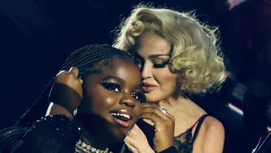 Дуже пишаюся ними всіма: Мадонна замилувала ніжними фото з прийомним сином і доньками