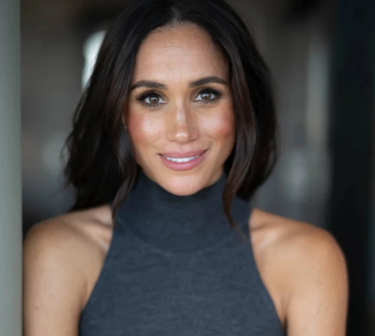 Меган Маркл у Монтесіто вигуляла кежуал та ювелірку на десятки тисяч доларів. Фото